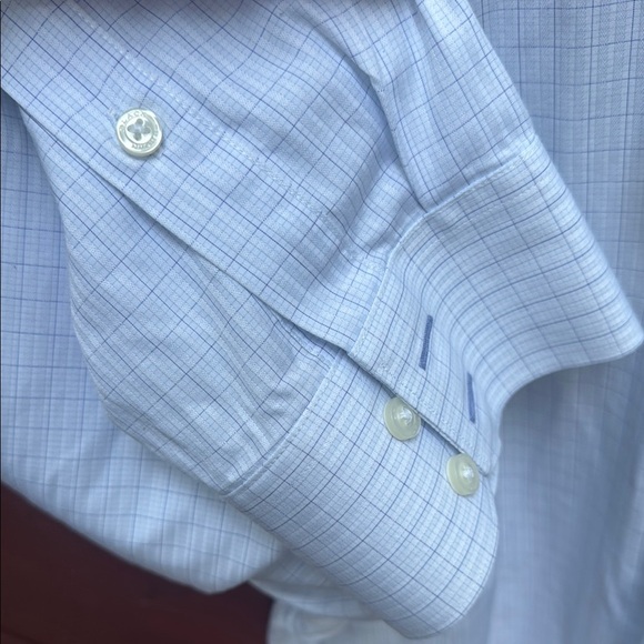 Black Brown 1826 17 1/2 34/35 Light Blue Men’s Dress Shirt - Picture 2 of 4